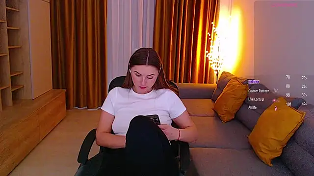 _Mia_Adams live sex cam