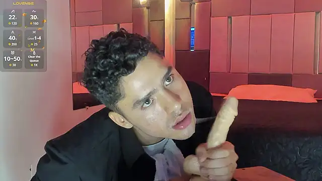 LiamNovak live sex cam