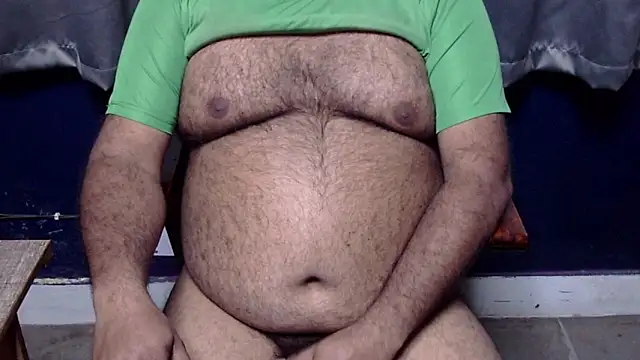 hairysubcub_70 live sex cam