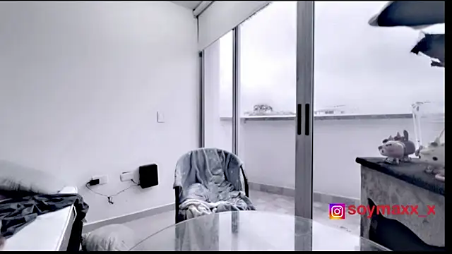 Max_Rain live sex cam