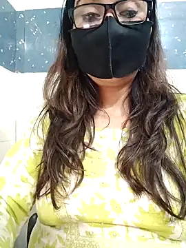 Aishwaryaa_69's cam snapshot