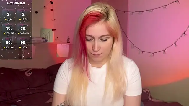 _Annabel_Myr_'s cam snapshot