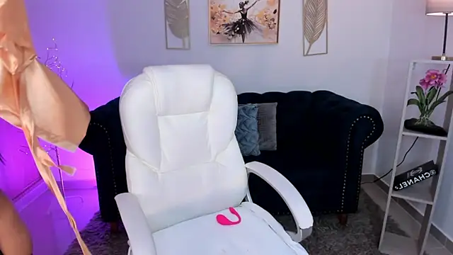 Layla_Breezee live sex cam