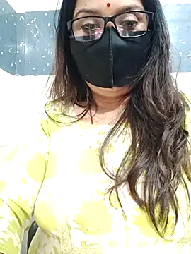 Aishwaryaa_69's cam snapshot