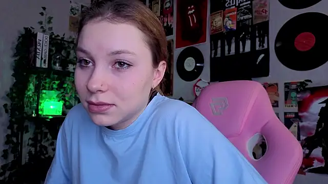 JadwigaTagliavia's cam snapshot