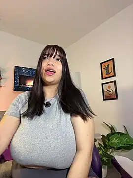 tati_reyess's cam snapshot