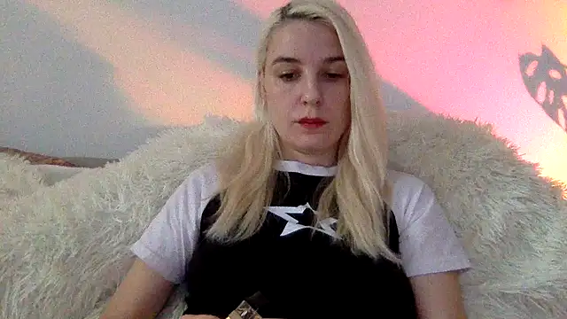 Cyralinn's cam snapshot