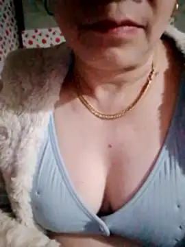 small-house123's cam snapshot