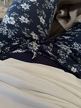 latimida26's cam snapshot