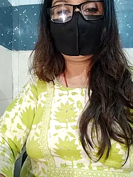 Aishwaryaa_69's cam snapshot