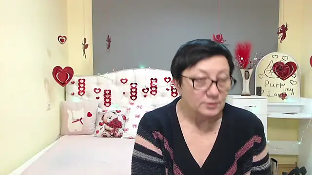 EmilyL0ve's cam snapshot