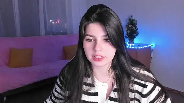 KisaModel's cam snapshot