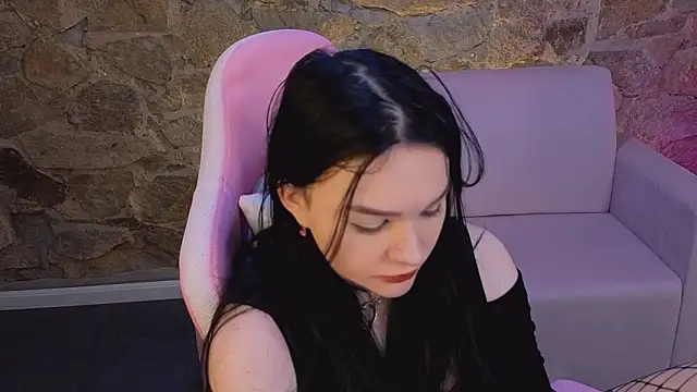 JadeCharm's cam snapshot