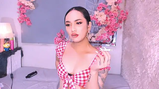 Oriental_Tiara live sex cam
