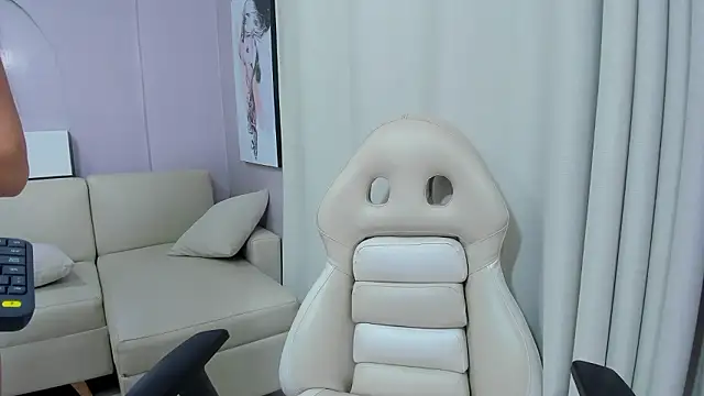 BabyAngel18_'s cam snapshot