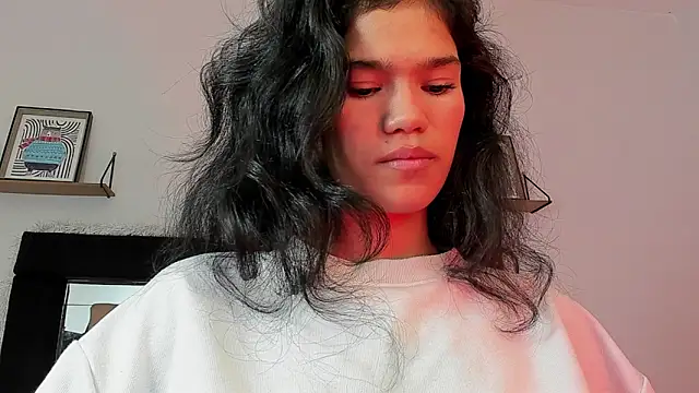 emycarver09's cam snapshot