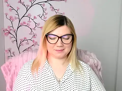 Lola_moree's cam snapshot