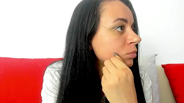 cute_angel95's cam snapshot