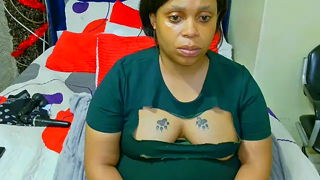 THESHORTQUEEN's cam snapshot