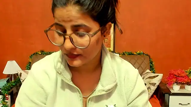 Jasmine_Jaey1's cam snapshot