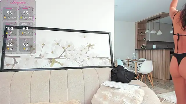 Gaby_zahir_'s cam snapshot