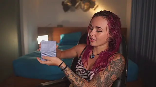 Sarah_Pink's cam snapshot