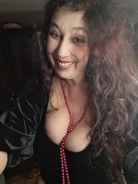 GypsyEsmeralda live sex cam