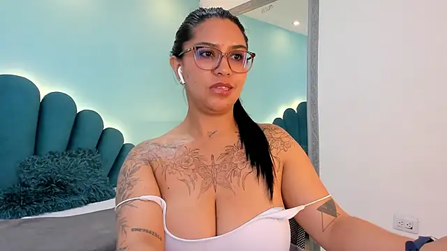 sharlott18's cam snapshot