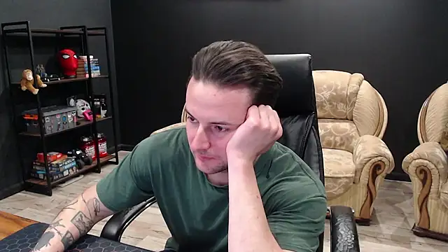 MihasikD live sex cam