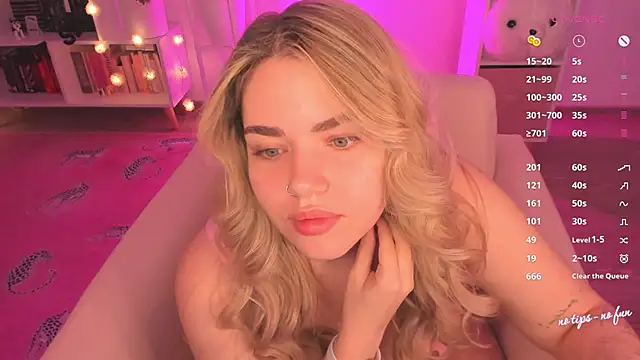 pussy-kattt's cam snapshot