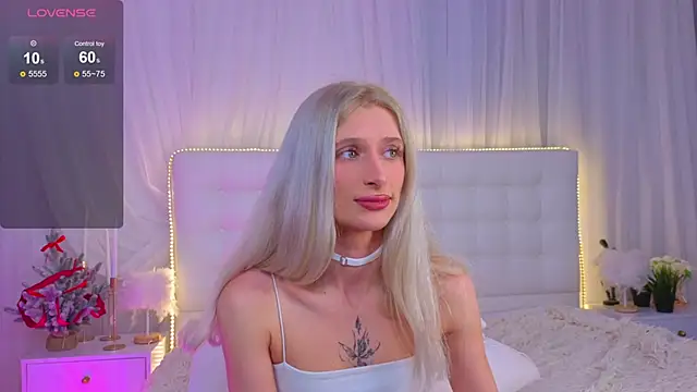 Monica_Leen's cam snapshot