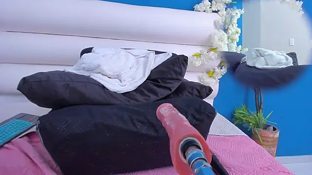 letty_straus's cam snapshot