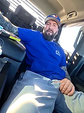 Beardedtattood live sex cam