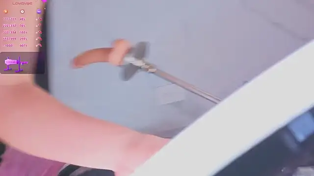 Scarlet_Red_'s cam snapshot