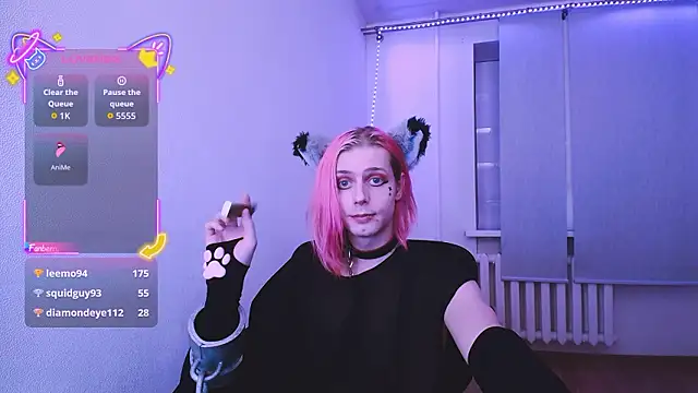 Littlepinkcat live sex cam