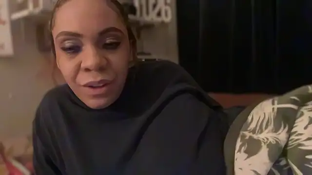 Sanaawest's cam snapshot