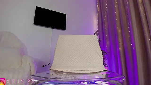 JellyPie's cam snapshot