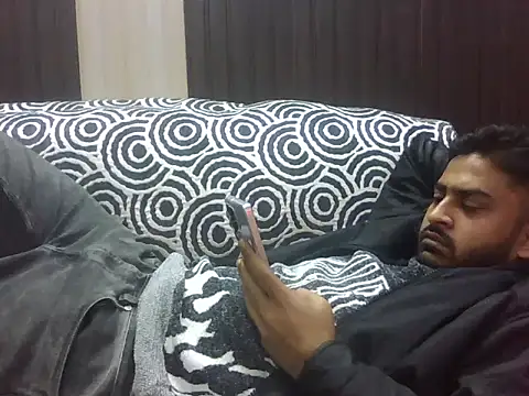 indihotguy's cam snapshot