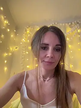 LucieMack's cam snapshot