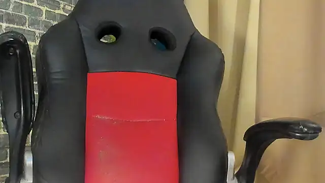 iam_samy_'s cam snapshot