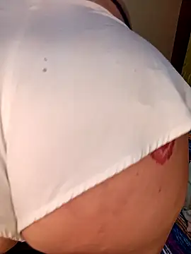 DirtyBIianca's cam snapshot