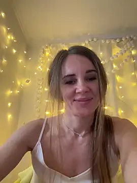 LucieMack's cam snapshot