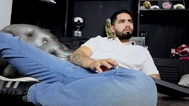 matteosantos live sex cam