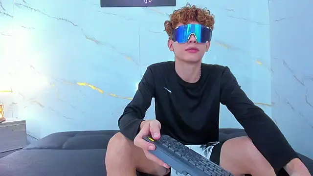 Roman_cute live sex cam