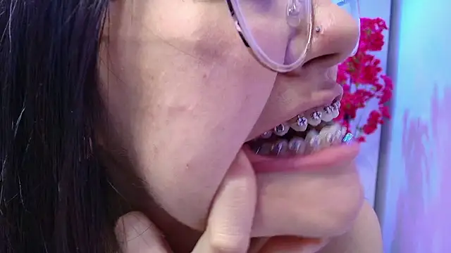 Dulce_violeta_'s cam snapshot