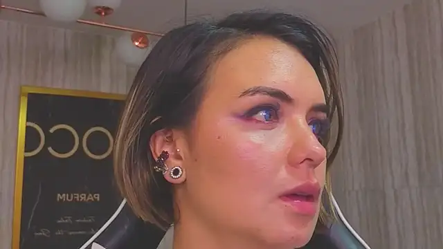 zarcasutra_t's cam snapshot