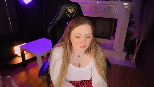 carolina_elf's cam snapshot