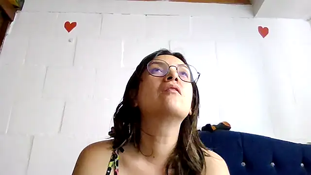 princessbella93's cam snapshot