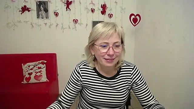 LaurenWishy's cam snapshot