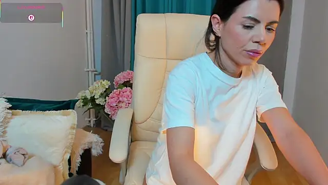 SeductiveBella's cam snapshot